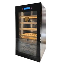 Humidor na doutníky elektrický Cabinett, 45x49x98cm - Elektrick humidor Cabinett s kapacitou cca 200 - 300 doutnk (dle velikosti). Kvalitn zpracovan skov humidor je dodvan s pln automatickm zvlhovaem a regultorem teploty, LED osvtlenm, zmkem a kompresorem. Korpus humidoru je precizn vyroben z bukovho deva v ernm polomatnm proveden, vnitek je z hlinkov slitiny v ern barv. Celosklenn dvka vyroben z kvalitnho skla jsou zaven na silnch kovovch pantech, dky kterm jdou dobe zavrat. Dokonalou tsnost dvek zavrajc se na magnet zajiuje gumov tsnn. V horn sti sklennch dve najdeme LCD displej s dotykovm ovldnm celho humidoru. Prostor pro skladovn doutnk tvo 4x police na doutnky po celm balen a 1x box pro jednotliv doutnky. Pod nimi najdeme mal uplk s madlem pro kuck poteby. Police, box a uplk jsou vyroben z kvalitnho panlskho cedru. Jejich snadn vysouvn a stabilitu zajiuje kovov kolejnicov mechanismus. Udrovn sprvn vlhkosti v humidoru se star automatick vodn recyklan systm s ventiltorem s tichm chodem. Ndrka pro doplnn destilovan vody je umstna ve spodn sti. Nastavenou teplotu v humidoru hld automatick systm s kompresorem. Vkonn automatick systm zvlhovn a udrovn teploty vytvo ideln prosted pro skladovn Vaich doutnk. Vnitn prostor je osvtlen LED svtelnmi psky s teplotou svtla 3000 K. Nastaviteln noiky na spodn vnj stran zajist stabilitu humidoru. Dky monosti uzamen dvek je humidor vhodn pro restauran zazen nebo kuck kluby. Humidor dodvme v kartonov krabici.

Obsah balen: humidor, 4x police, 1x box, 1x uplek, 1x ndrka na vodu, 2x kl

Vzhledem k nadrozmrn velikosti tohoto zbo nelze poslat pepravn slubou Zsilkovna.

Celkov rozmry humidoru ( x H x V): 450 x 495 x 980 mm
Prostor pro doutnky - police ( x H x V): 300 x 240 x 5 mm
Prostor pro doutnky - box ( x H x V): 300 x 235 x 70 mm
Vnitn rozmry uplku ( x H x V): 255 x 140 x 20 mm
Funkce humidoru: nastaven vlhkosti 50 - 80% (RH), teploty 16 - 22 C, pepnut jednotek C/ F, LED osvtlen
Napjen: 220 V, sov kabel
Hmotnost humidoru: 52 kg
Distributor: Fortis-DB, spol. s r.o.

a target=_blank href=..\www\prilohy\Navod_humidor_elektricky_Cabinett_984512.pdfNvod k pouit elektrickho humidoru - PDF/a